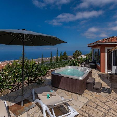 Villa Hibisco, Jacuzzi Y Vistas Al Atlantico 아데제 외부 사진