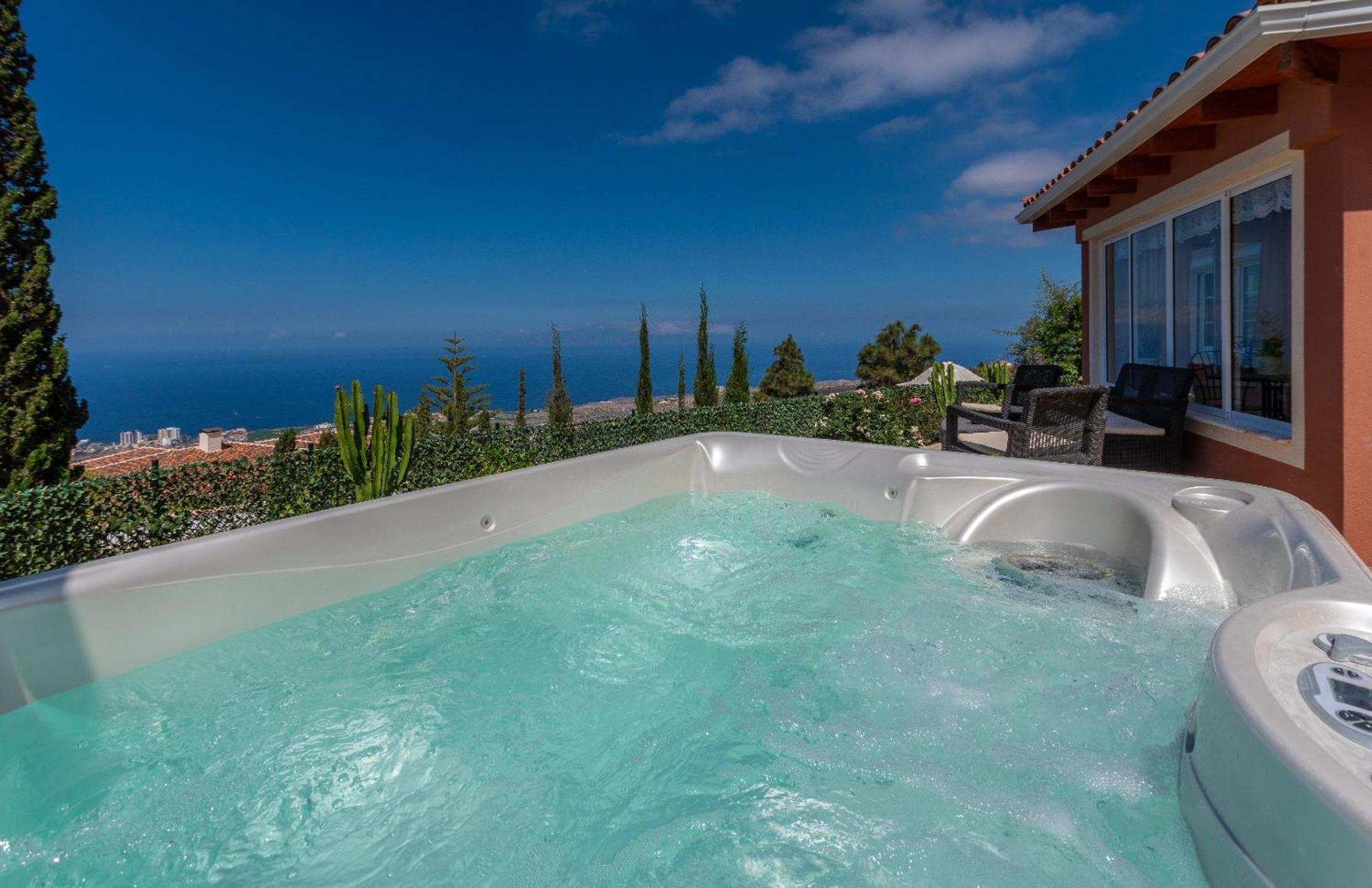 Villa Hibisco, Jacuzzi Y Vistas Al Atlantico 아데제 외부 사진