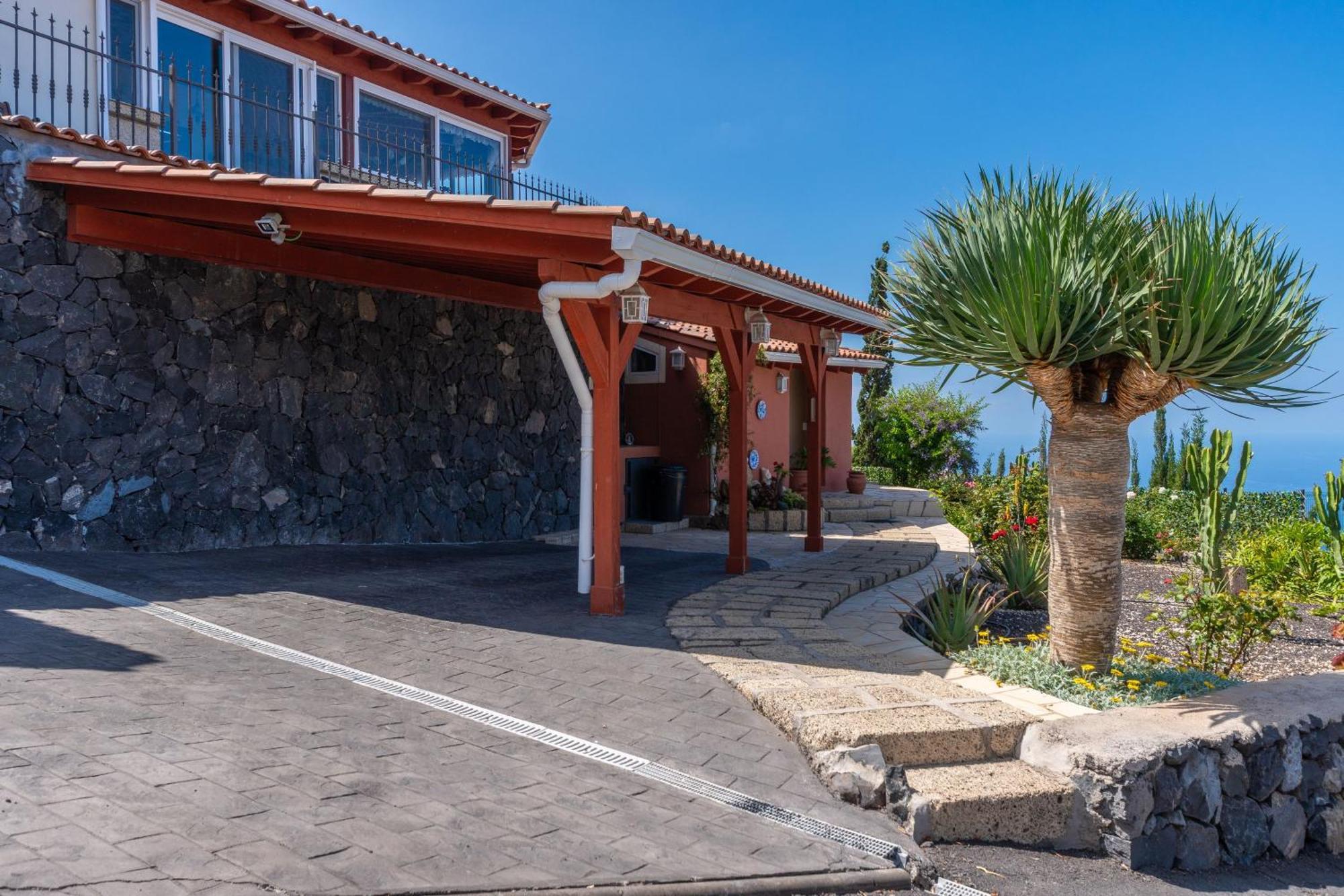 Villa Hibisco, Jacuzzi Y Vistas Al Atlantico 아데제 외부 사진