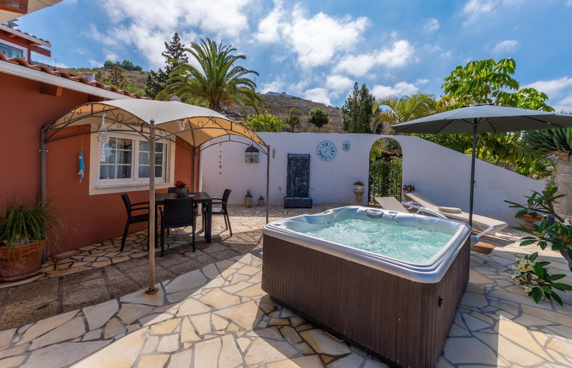 Villa Hibisco, Jacuzzi Y Vistas Al Atlantico 아데제 외부 사진