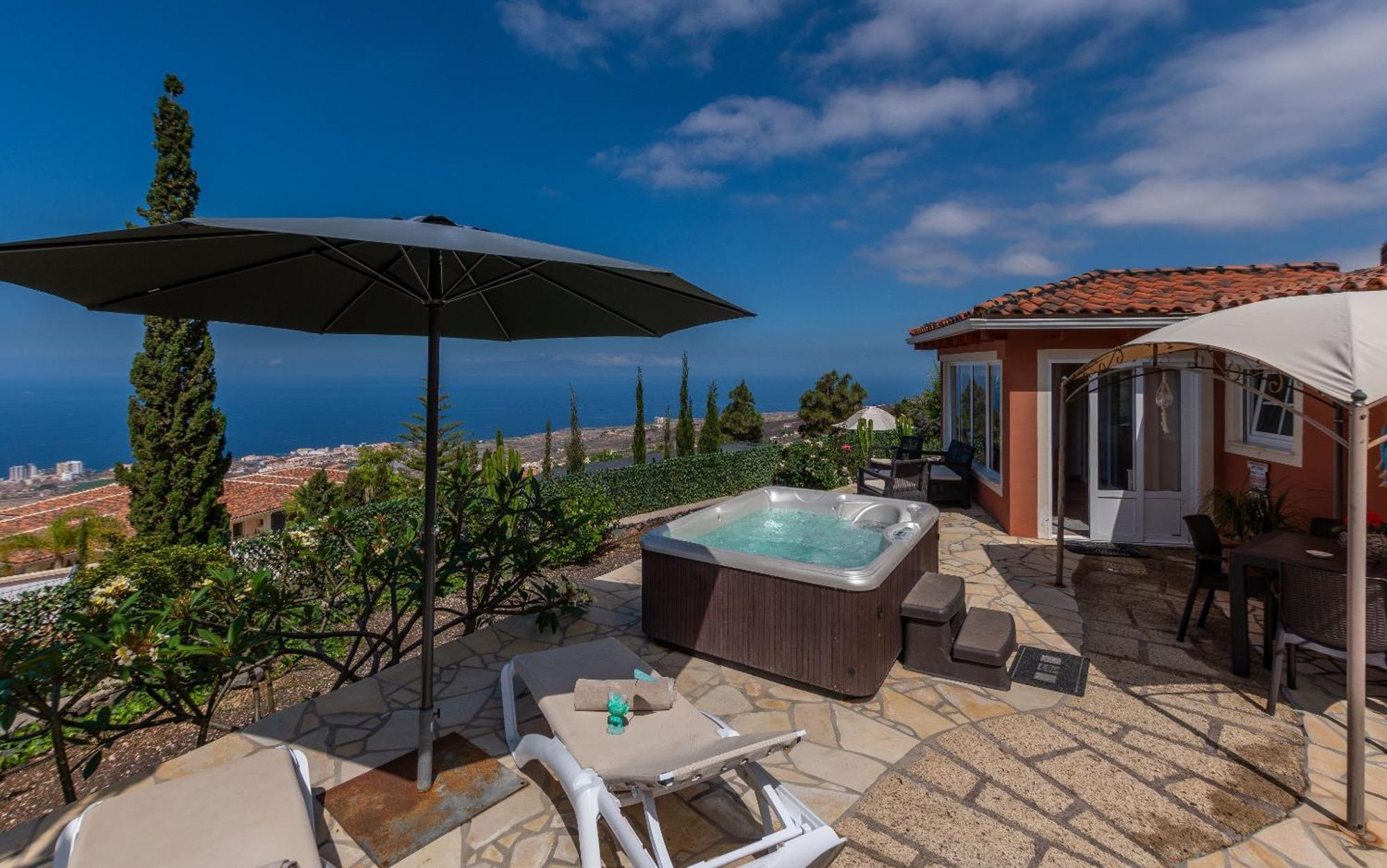 Villa Hibisco, Jacuzzi Y Vistas Al Atlantico 아데제 외부 사진