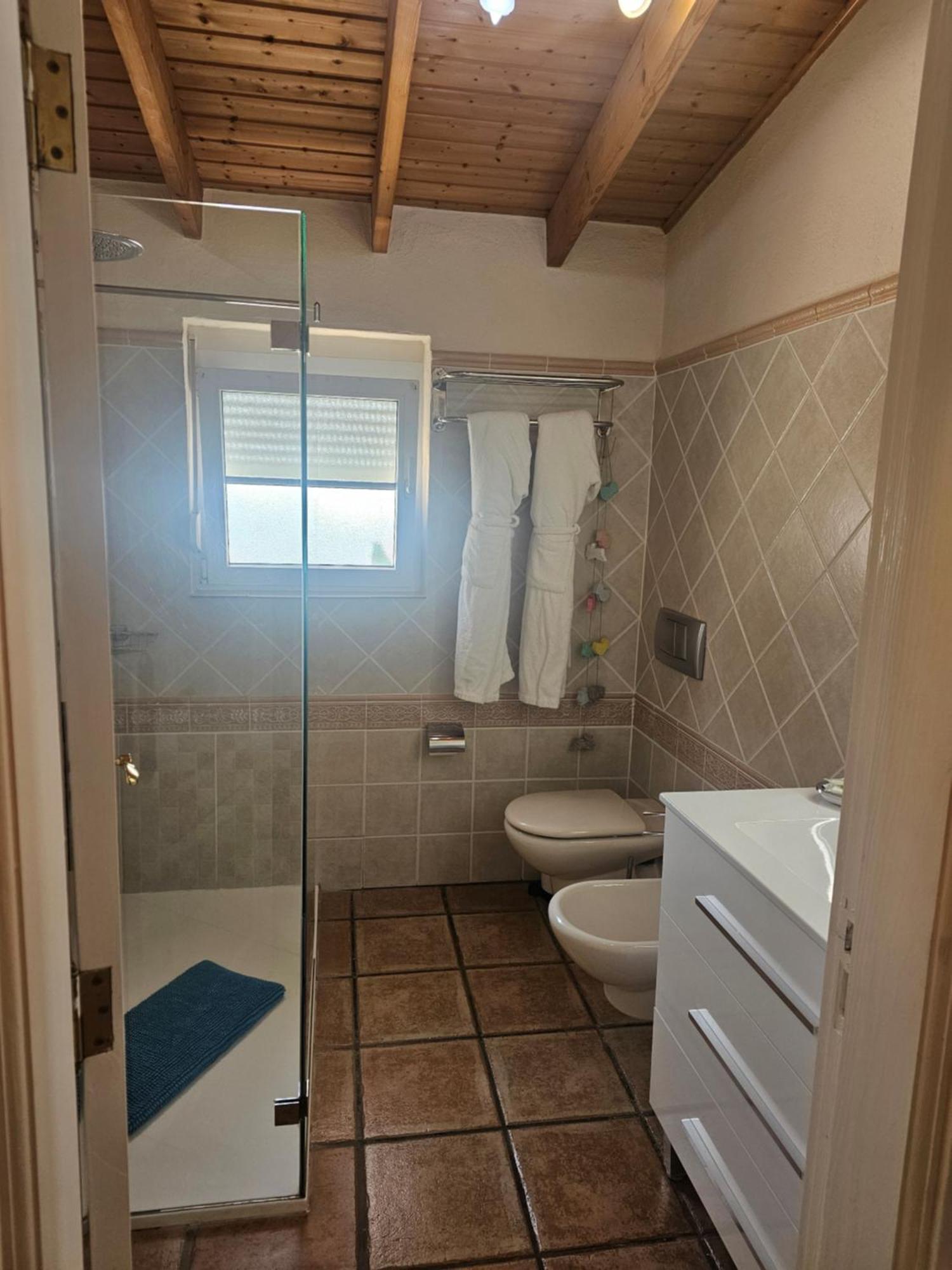 Villa Hibisco, Jacuzzi Y Vistas Al Atlantico 아데제 외부 사진